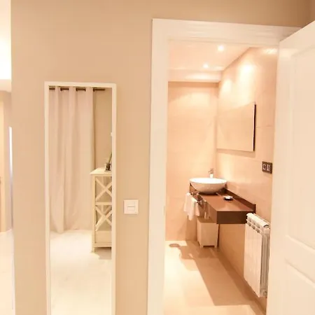 拉斯维加斯公寓 * 里瓦德塞利亚