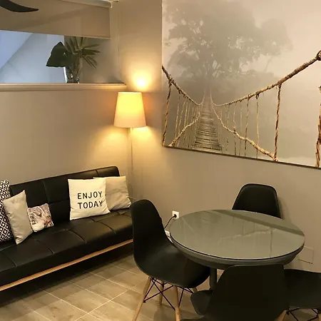 拉斯维加斯公寓 *